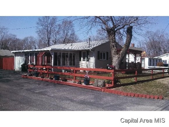 1109 North Wesley Street Springfield, IL 62702 - Photo 1 of 11