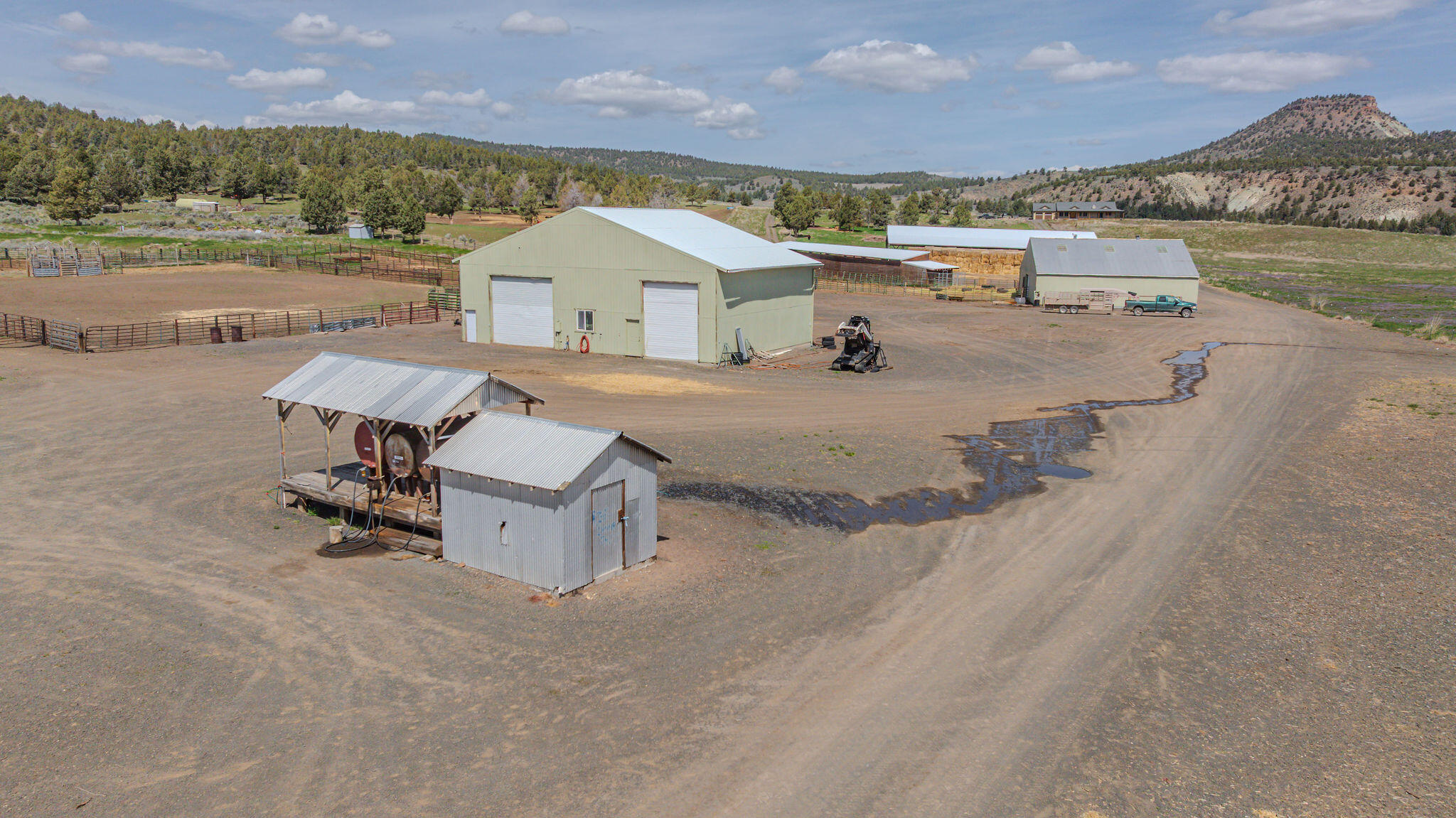 41221 Van Lake Road Prineville, OR 97754 - Photo 76 of 189 an aerial view of a house with a yard and lake view