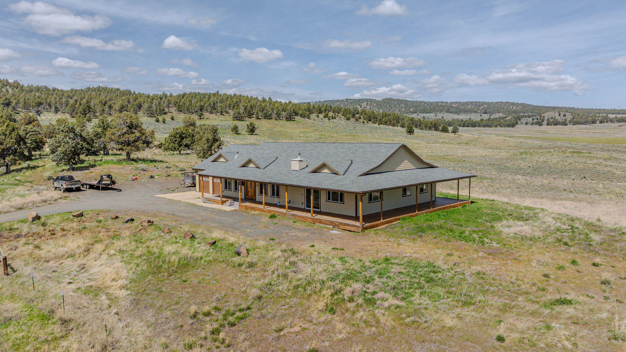 41221 Van Lake Road Prineville, OR 97754 - Photo 91 of 189 a view of a terrace with a lake view