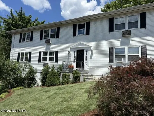 $409,950 | 49 Valley Road, Unit C1, Cos Cob, CT 06807