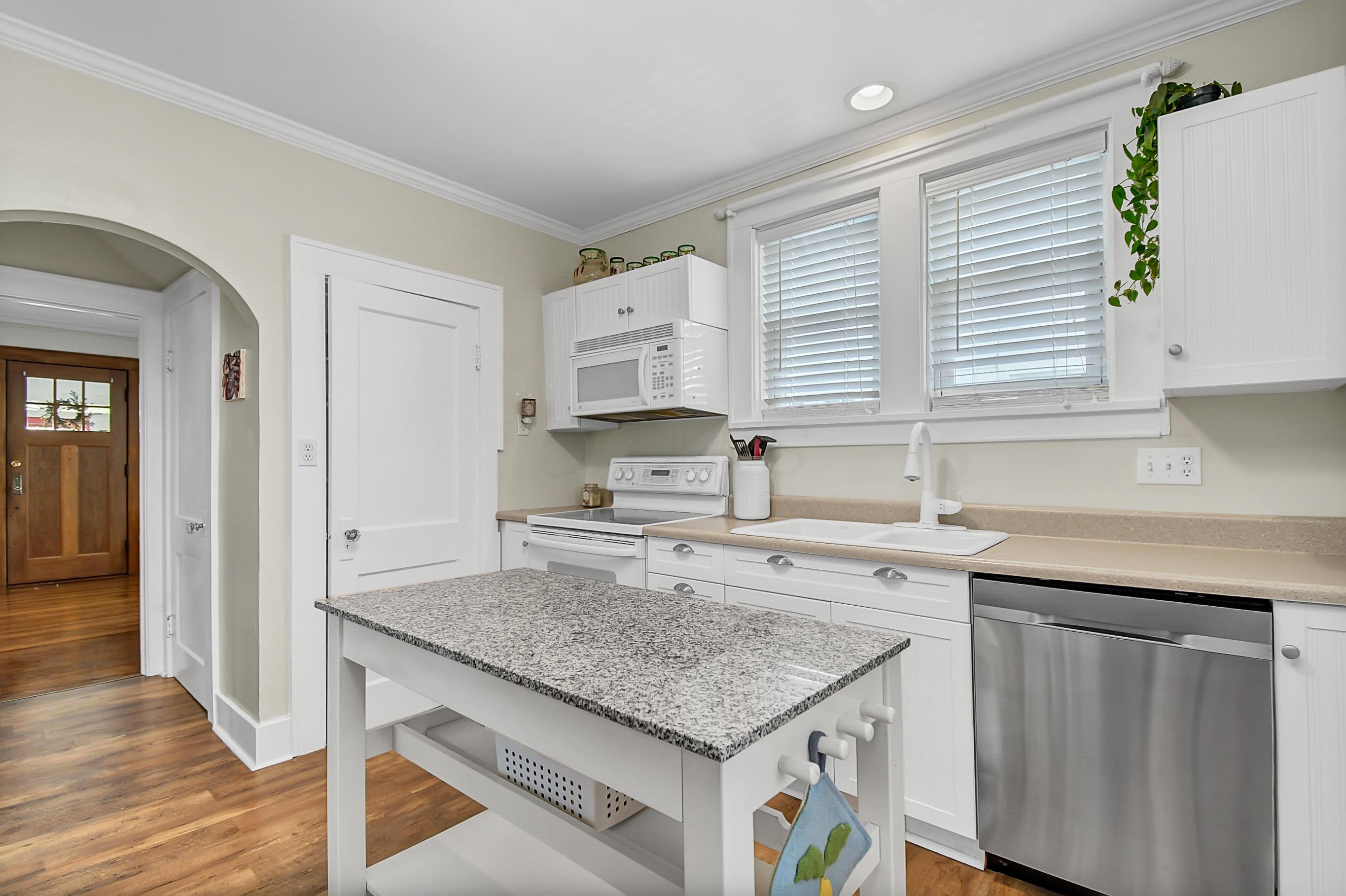 107 Jefferson Road Newark, OH 43055 - Photo 13 of 32 Gallery Image 13