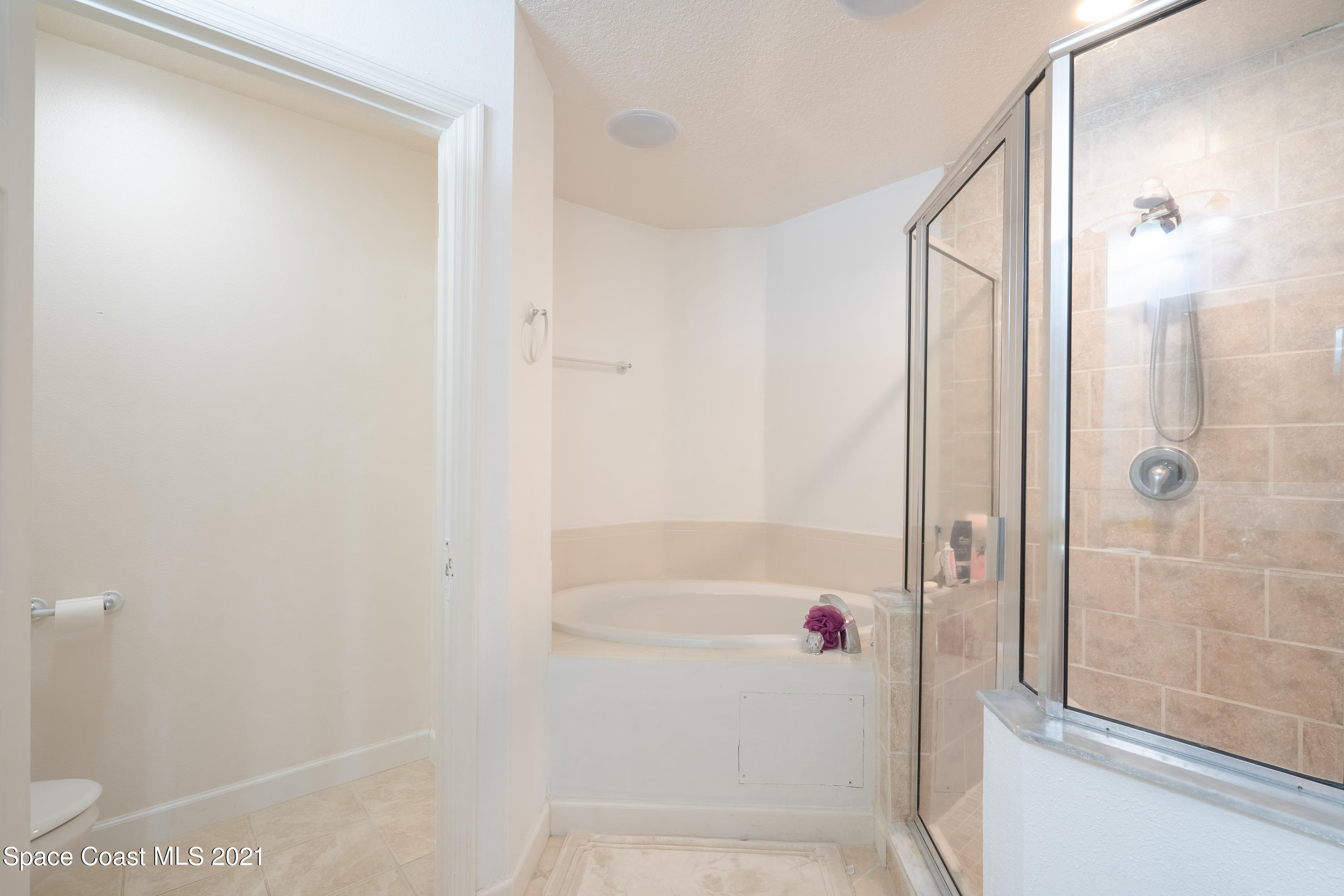 3758 Chambers Lane, Unit 7 Cocoa, FL 32926 - Photo 15 of 25 Master Bath