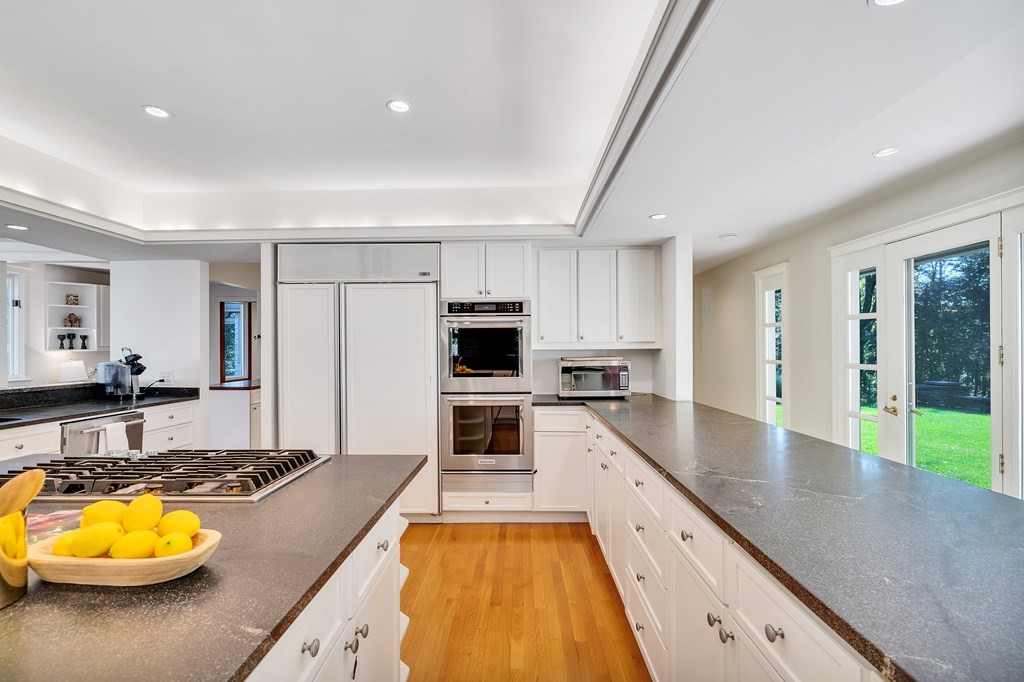 3 Crowell Farm Road Concord, MA 01742 - Photo 7 of 27