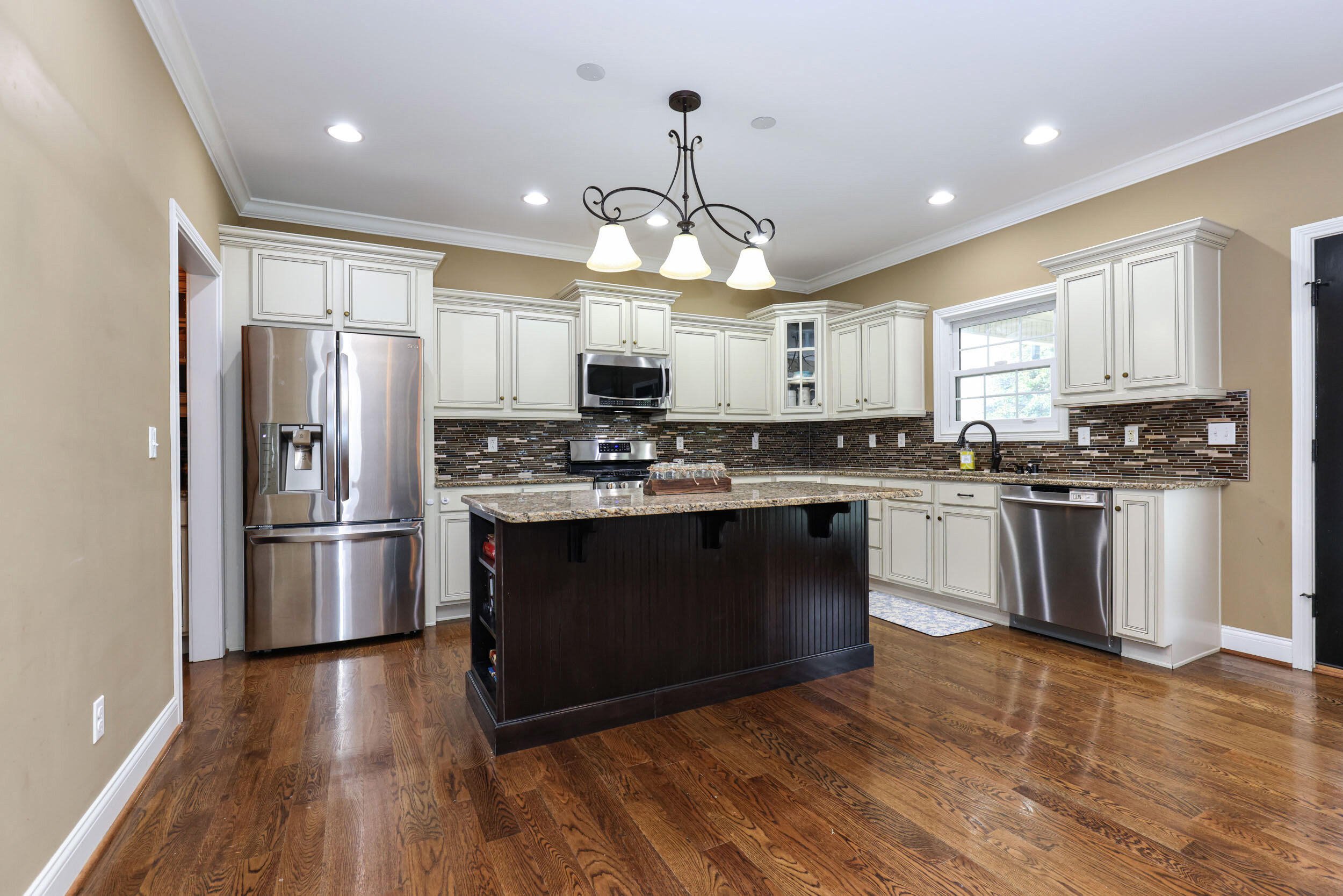 817 Flint Ridge Versailles, KY 40383 - Photo 9 of 49 LREP4517