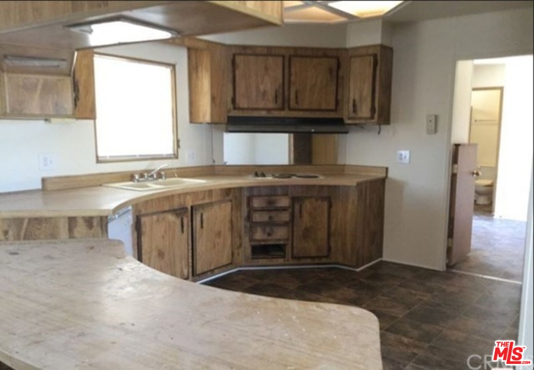 10732 Gorgonio Road Victorville, CA 92392 - Photo 5 of 8