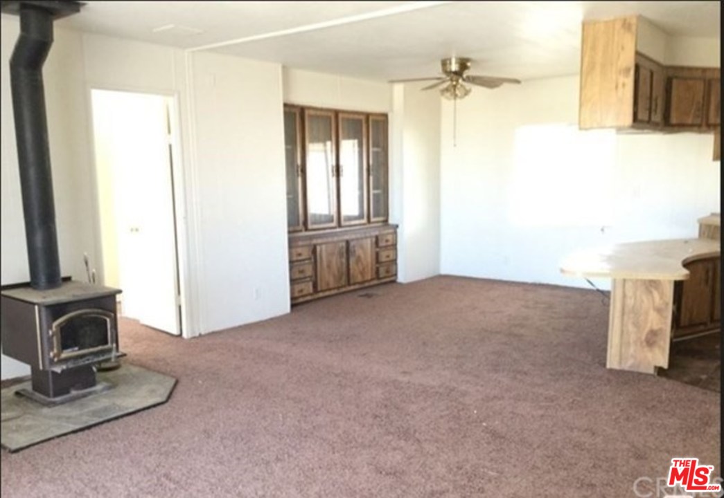 10732 Gorgonio Road Victorville, CA 92392 - Photo 7 of 8