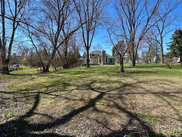 599 Willard Avenue Rochester Hills, MI 48307 - Photo 3 of 53