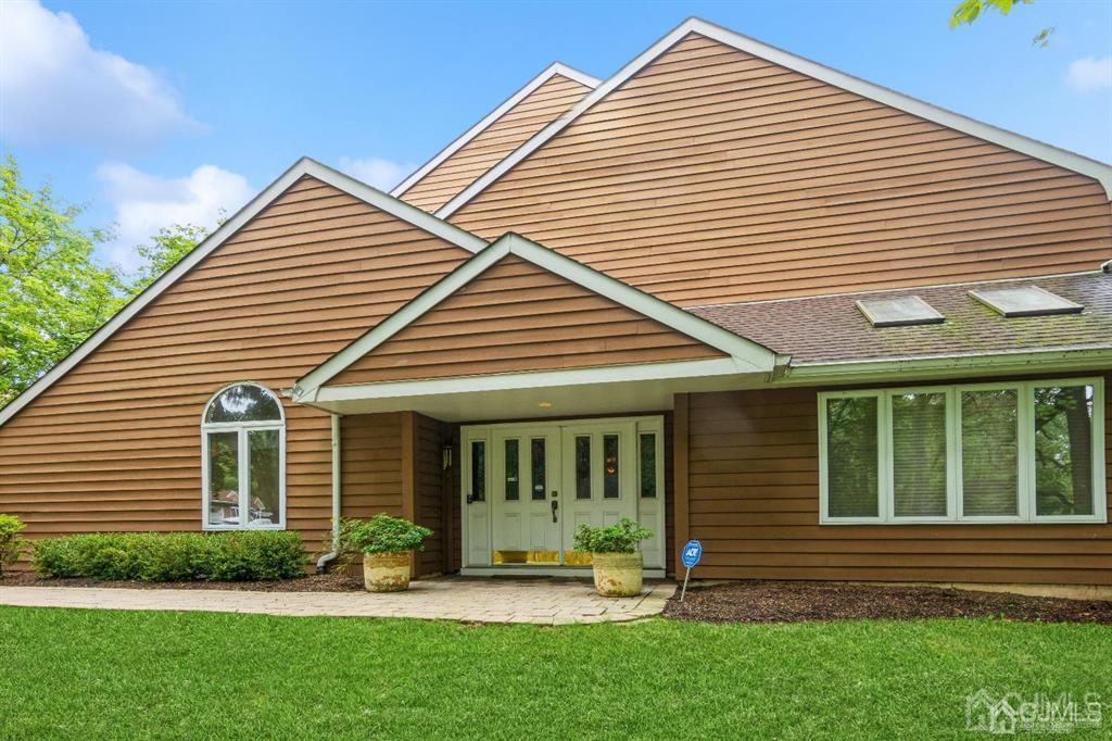 163 Coppertree Court Edison, NJ 08820 - Photo 1 of 33
