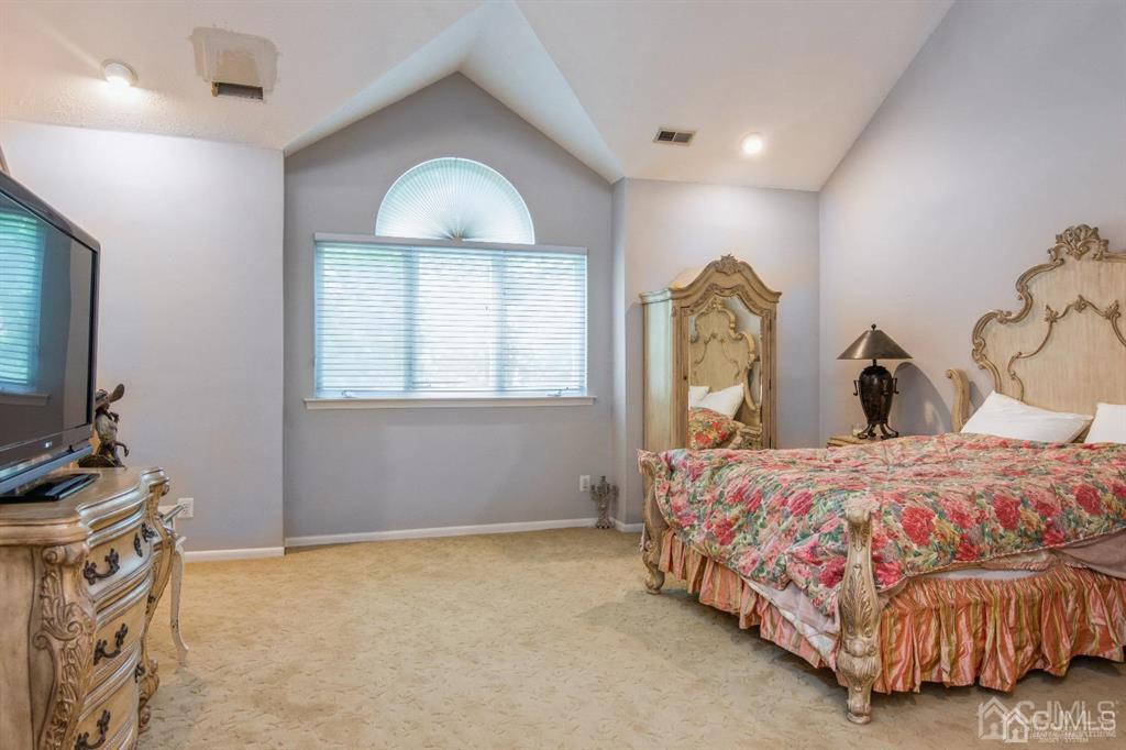 163 Coppertree Court Edison, NJ 08820 - Photo 15 of 33