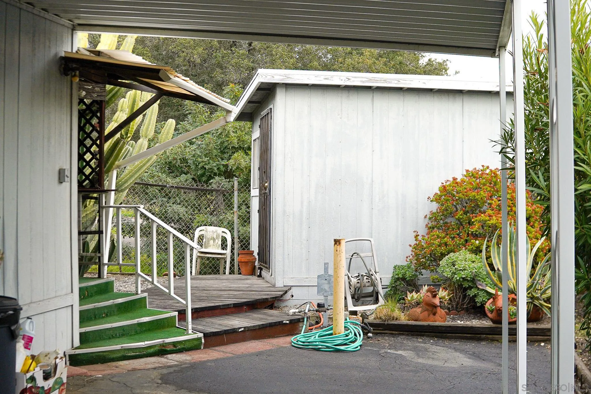2400 Alpine Boulevard, Unit 17 Alpine, CA 91901 - Photo 18 of 22 a view of outdoor space and yard