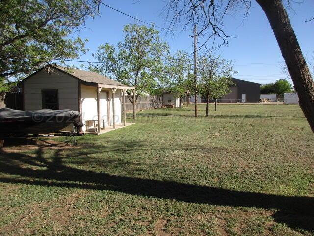 4243 Camp Lane Amarillo, TX 79110 - Photo 14 of 17 a view of a backyard
