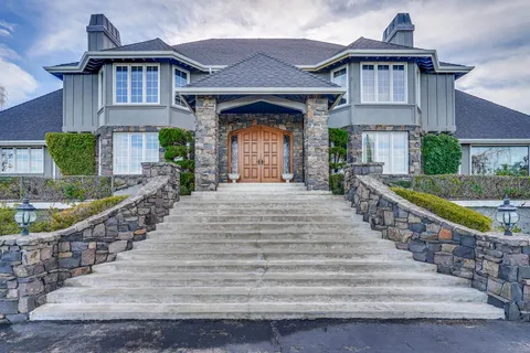 $6,200,000 | 21697 Rainbow Drive, Cupertino, CA 95014