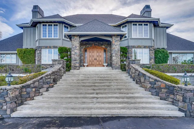 $6,200,000 | 21697 Rainbow Drive, Cupertino, CA 95014