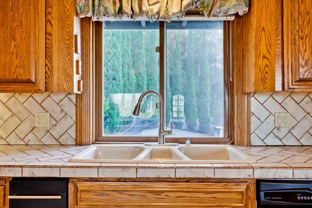 $6,200,000 | 21697 Rainbow Drive, Cupertino, CA 95014