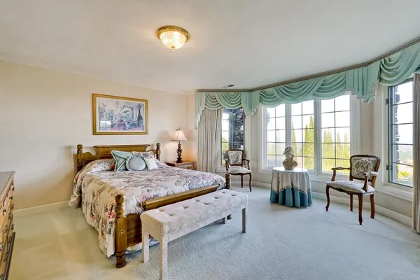 $5,700,000 | 21697 Rainbow Drive, Cupertino, CA 95014