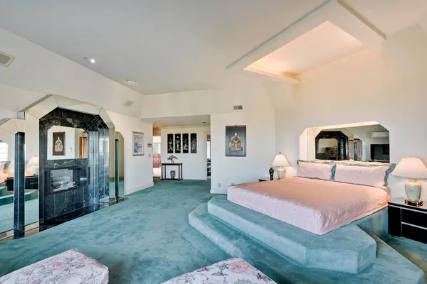 $5,700,000 | 21697 Rainbow Drive, Cupertino, CA 95014