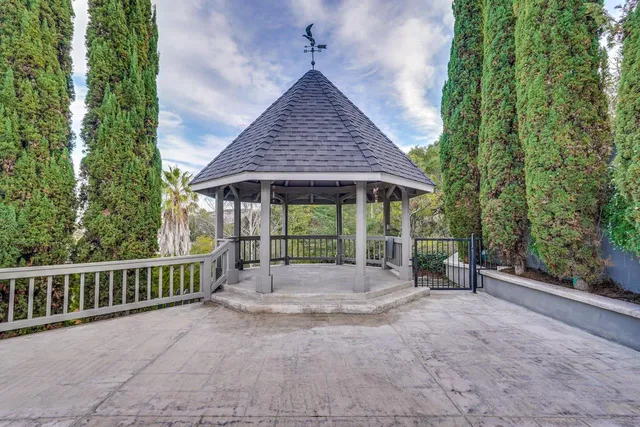 $6,200,000 | 21697 Rainbow Drive, Cupertino, CA 95014
