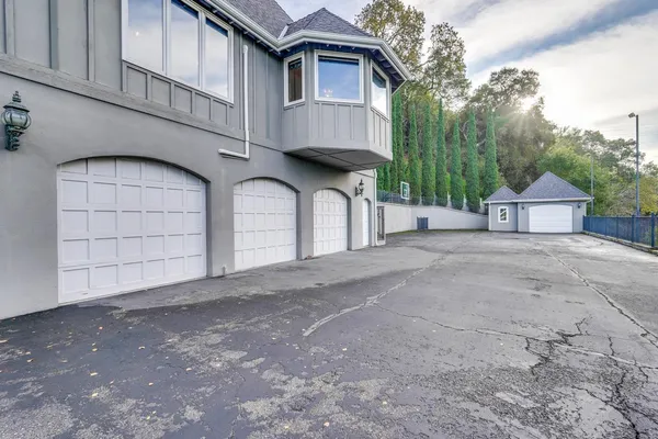 $5,700,000 | 21697 Rainbow Drive, Cupertino, CA 95014