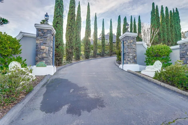 $6,200,000 | 21697 Rainbow Drive, Cupertino, CA 95014