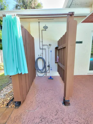 $3,000 | 1084 Southeast St Lucie Boulevard, Stuart, FL 34996