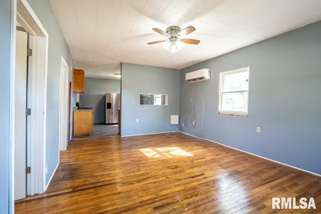 $69,000 | 1500 North 13th Street, Herrin, IL 62948