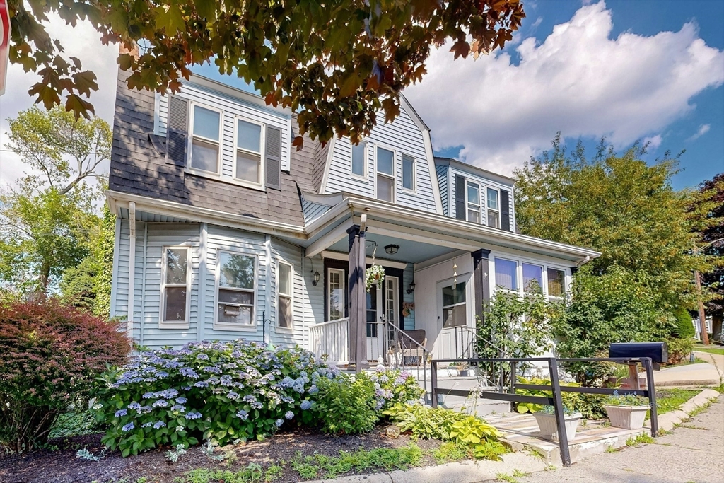 4 Circuit Road Winthrop, MA 02152 - Photo 5 of 40 Gallery Image 5