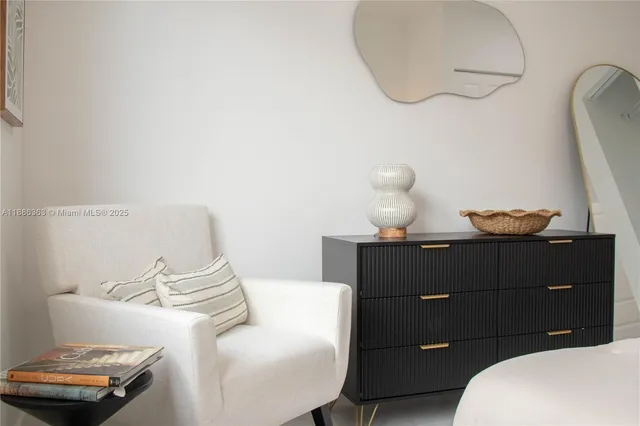 $2,495 | 1451 West 29th Street, Unit 206, Hialeah, FL 33012