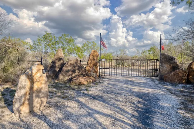 a view of a outdoor space