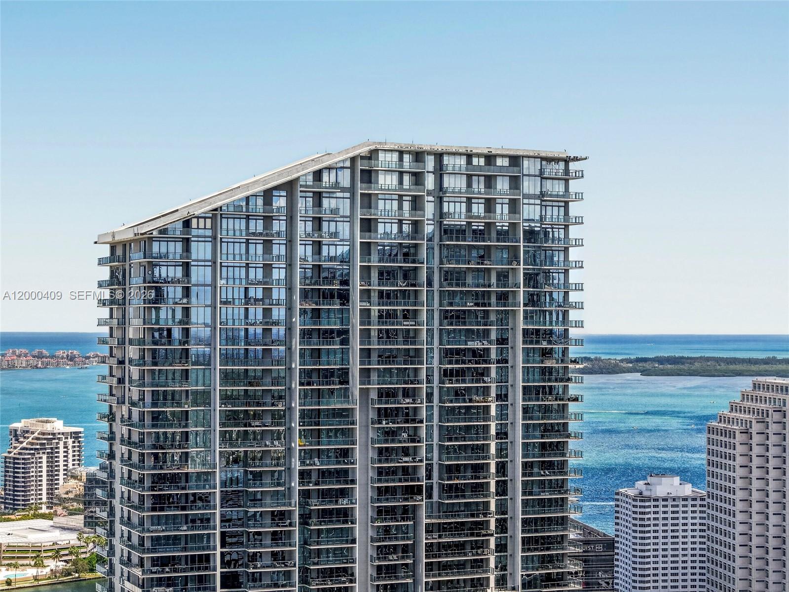 68 Southeast 6th Street, Unit 3906 Miami, FL 33131 - Photo 30 of 37