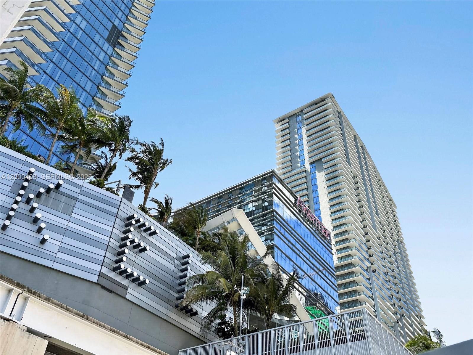 68 Southeast 6th Street, Unit 3906 Miami, FL 33131 - Photo 34 of 37
