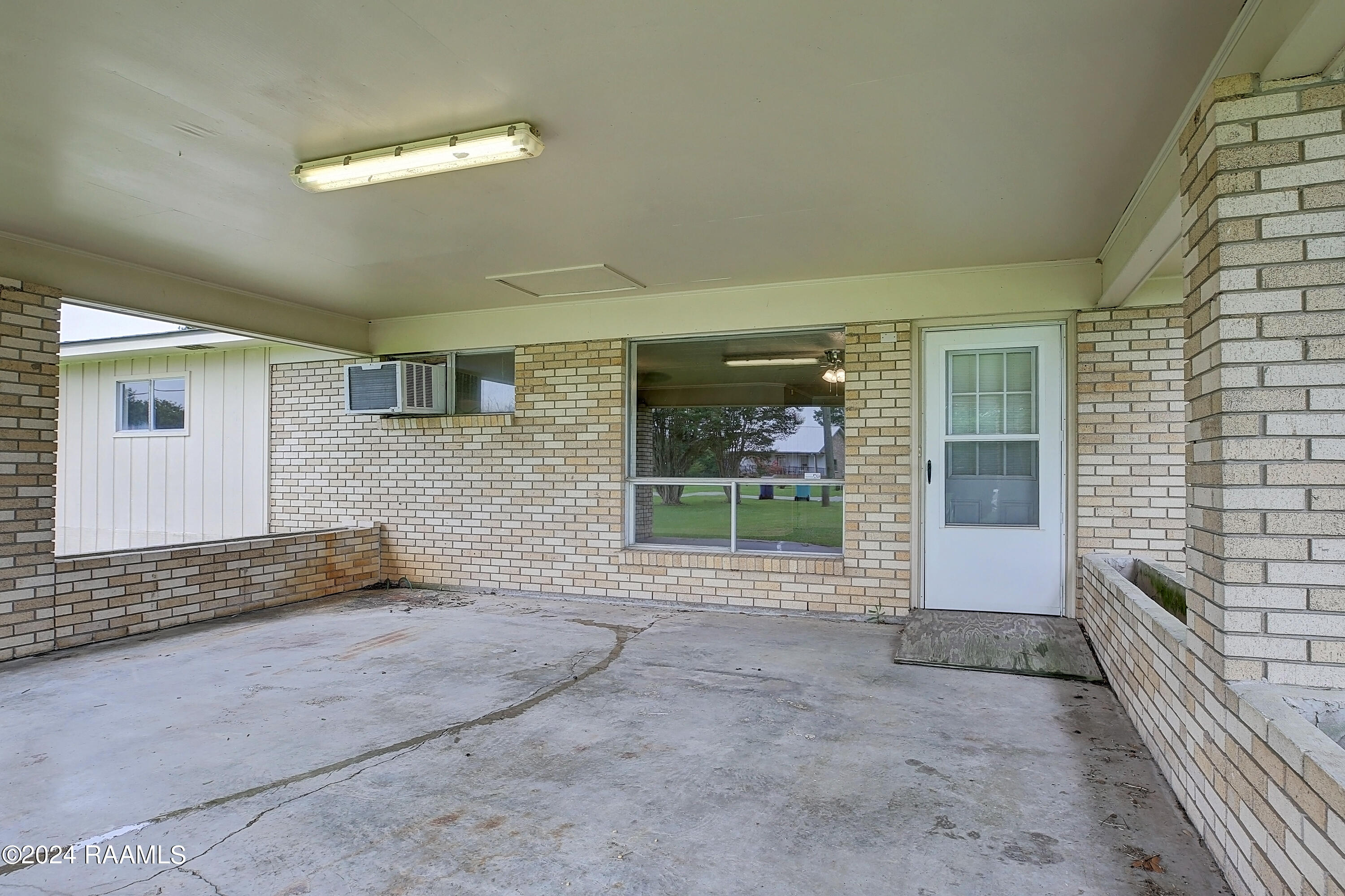 1335 Chanteberry Road Opelousas, LA 70570 - Photo 28 of 38 Gallery Image 28