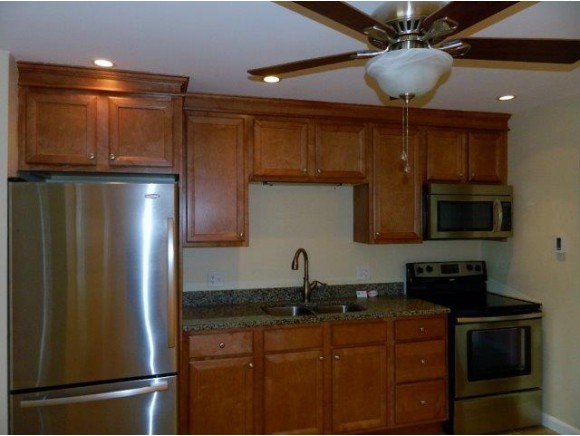 1325-3 Candia Road, Unit 3 Manchester, NH 03109 - Photo 17 of 26