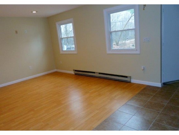 1325-3 Candia Road, Unit 3 Manchester, NH 03109 - Photo 4 of 26