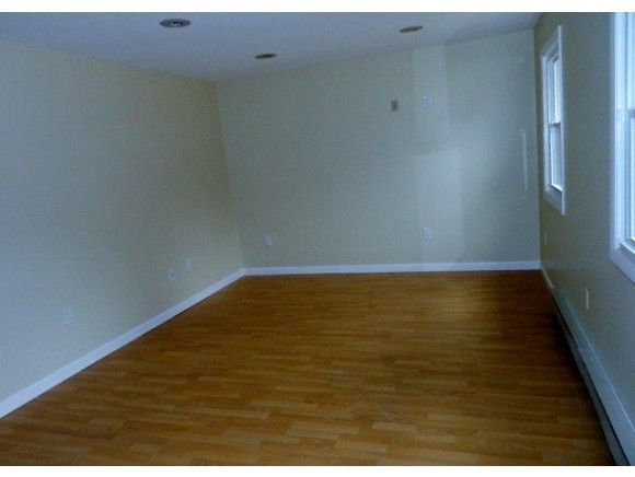 1325-3 Candia Road, Unit 3 Manchester, NH 03109 - Photo 10 of 26