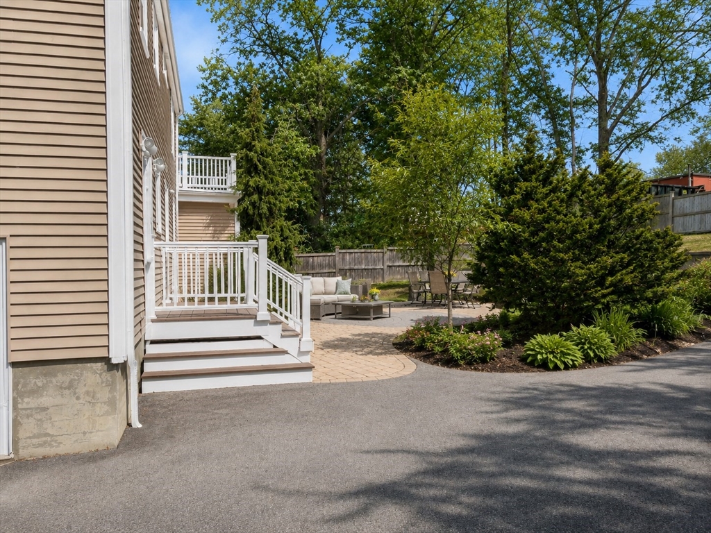40 Glenellen Road, Unit 1 Boston, MA 02132 - Photo 34 of 37