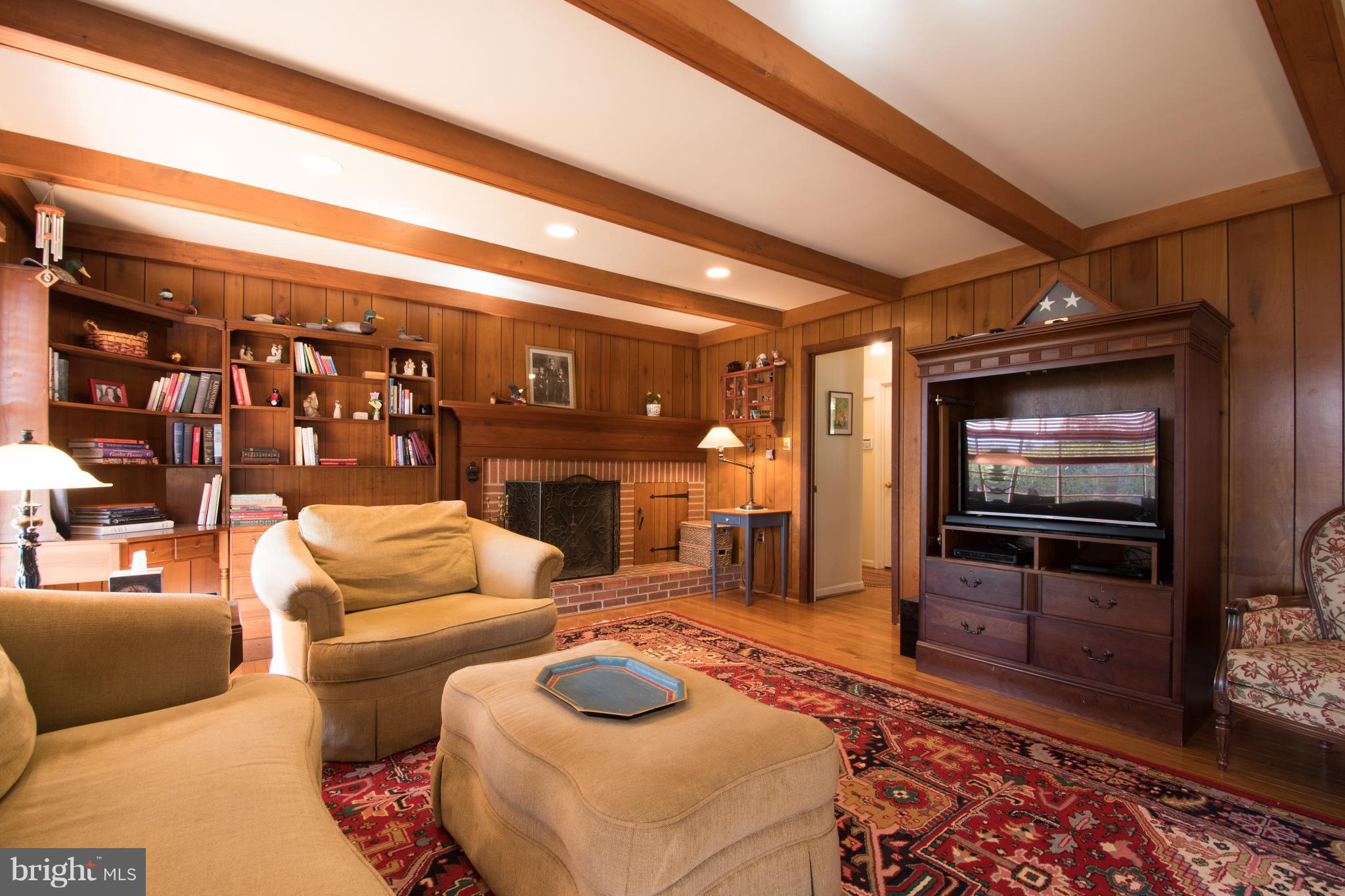 39501 Digges Valley Road Leesburg, VA 20175 - Photo 10 of 30 Large but cozy family room with woodburning fpl