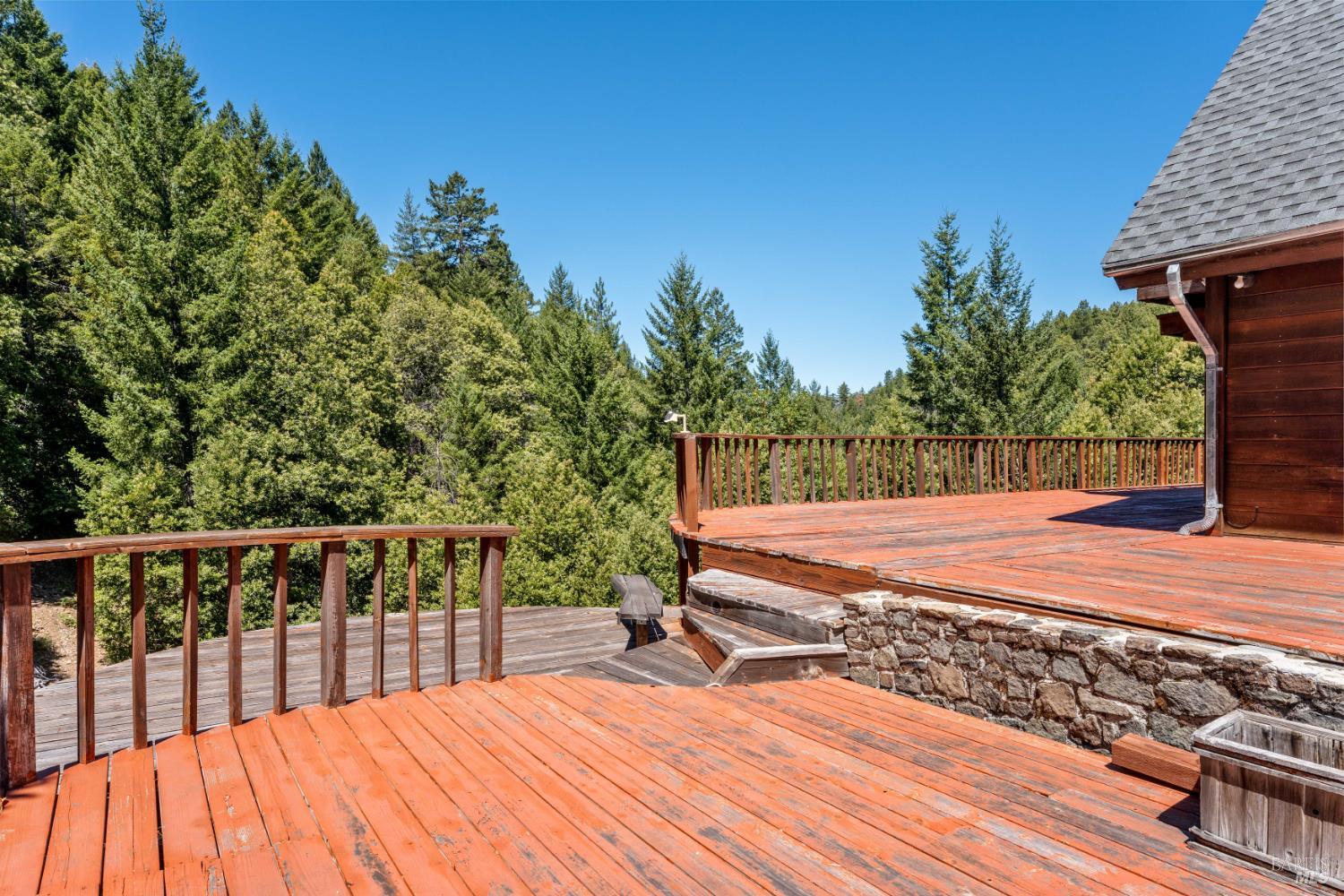 6010 Fitzhugh Road Laytonville, CA 95454 - Photo 20 of 30 Gallery Image 20