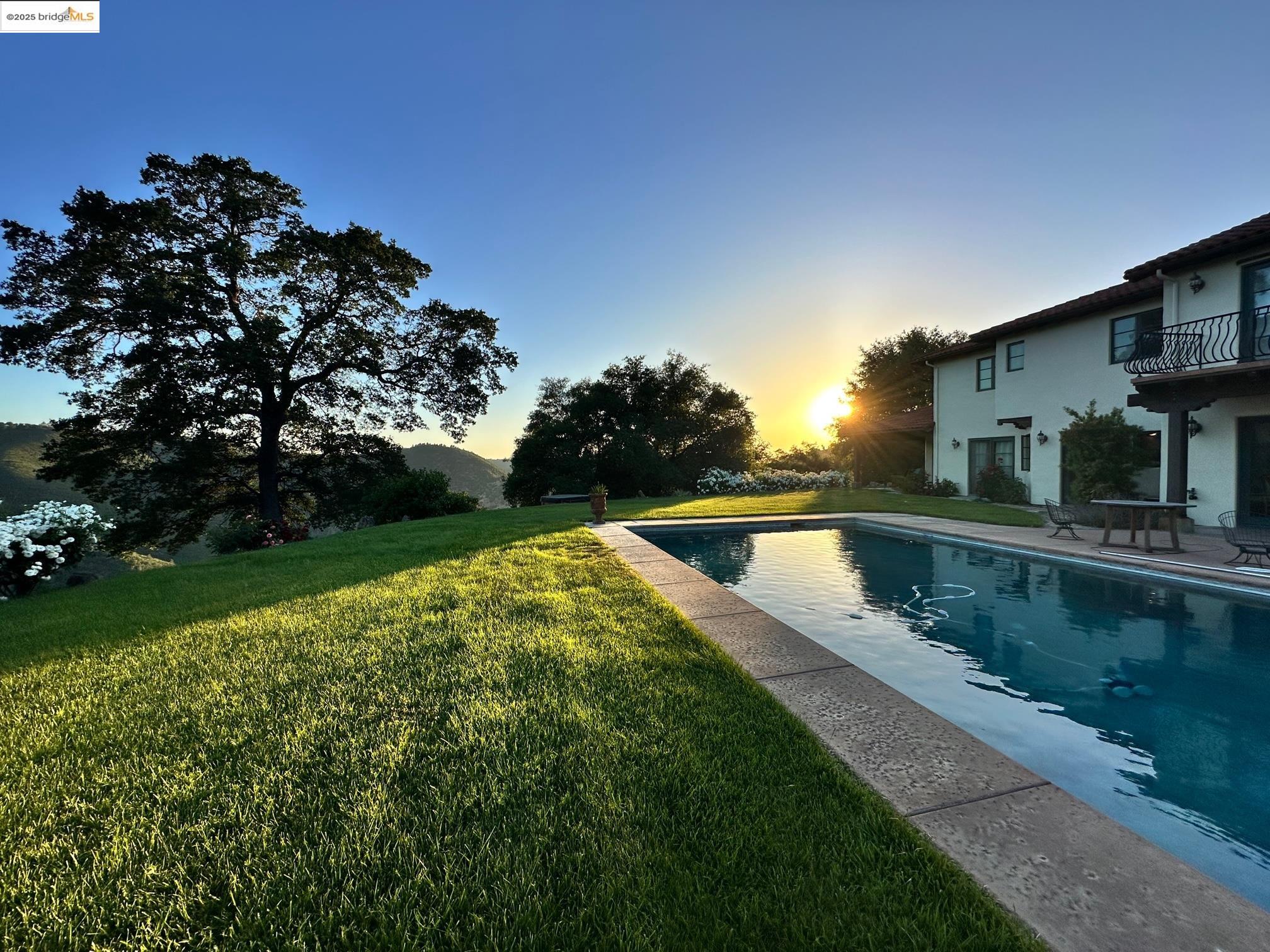 26255 Powell Ranch Road Sonora, CA 95370 - Photo 31 of 48 a view of swimming pool from a outdoor space