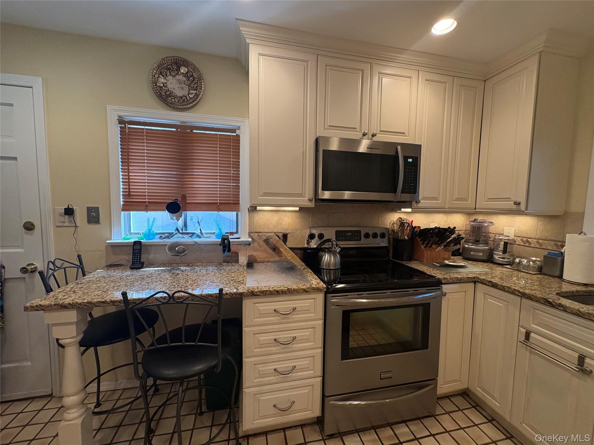 732 Scarsdale Road Tuckahoe, NY 10707 - Photo 21 of 49
