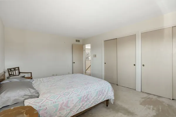 $750,000 | 7241 Lowell Avenue, Lincolnwood, IL 60712