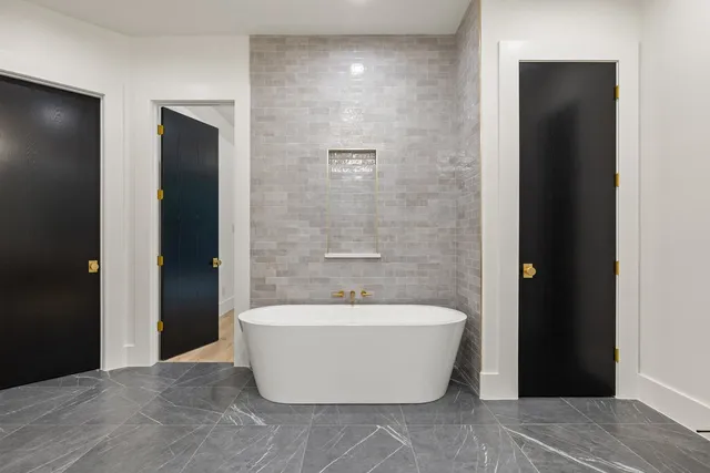 $4,661,000 | 2904 Maravillas Loop, Austin, TX 78735