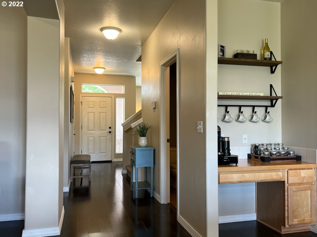 4953 Stagecoach Road Eugene, OR 97402 - Photo 9 of 32 Gallery Image 9