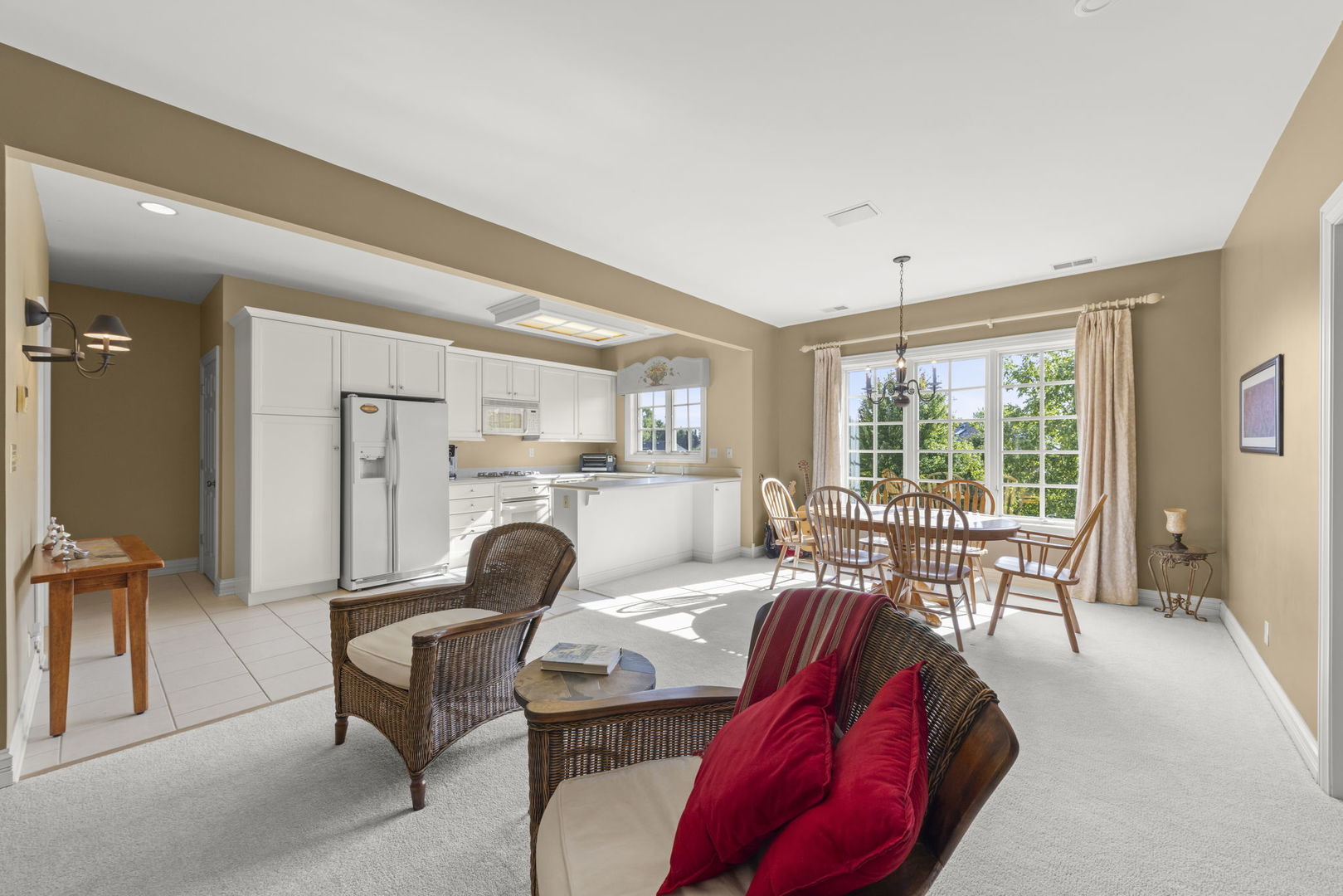 39W114 Fryendall Court Geneva, IL 60134 - Photo 29 of 76 a living room with furniture and a large window