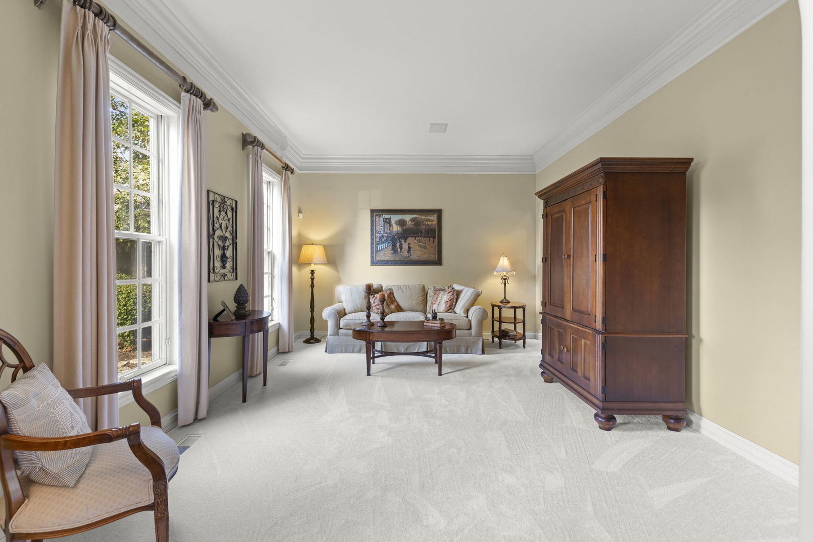 39W114 Fryendall Court Geneva, IL 60134 - Photo 5 of 76 a living room with furniture