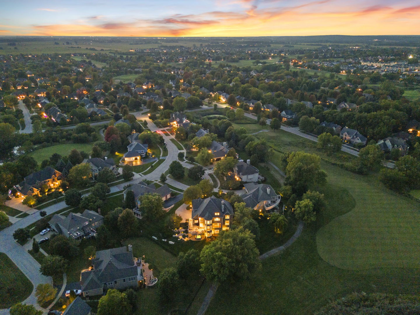 39W114 Fryendall Court Geneva, IL 60134 - Photo 68 of 76 a view of city and mountain