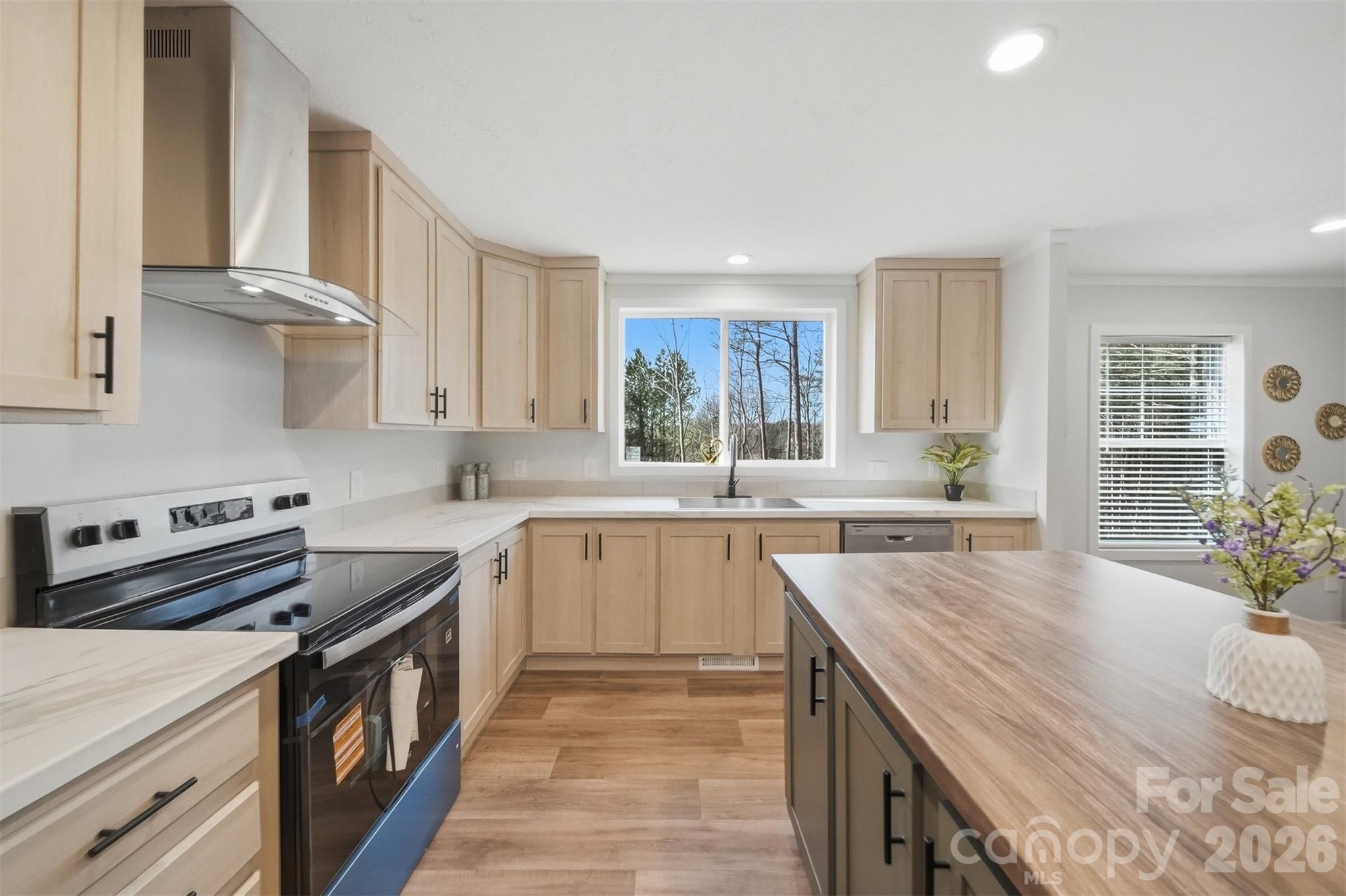 4186 Maple Trail Morganton, NC 28655 - Photo 4 of 34