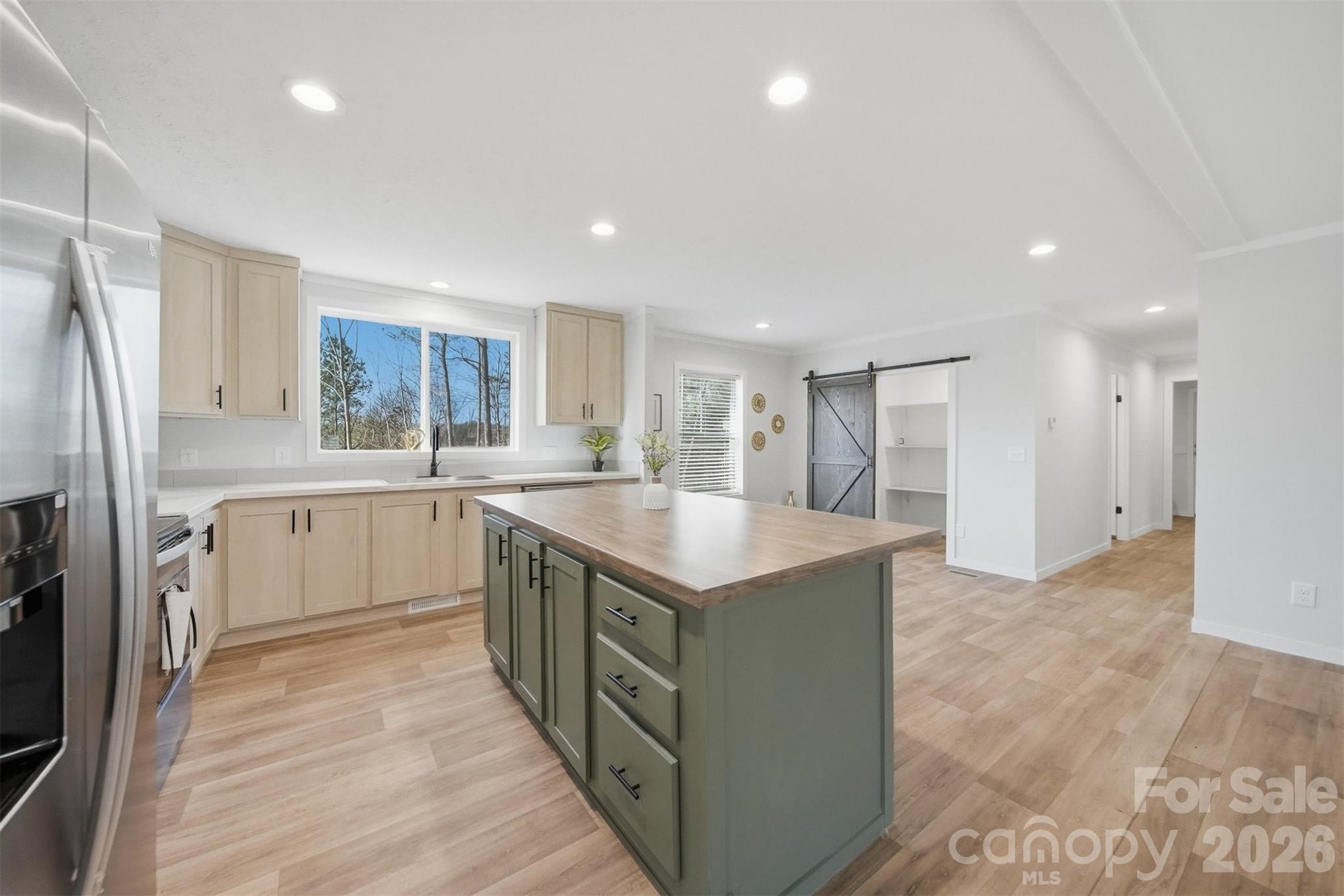 4186 Maple Trail Morganton, NC 28655 - Photo 5 of 34