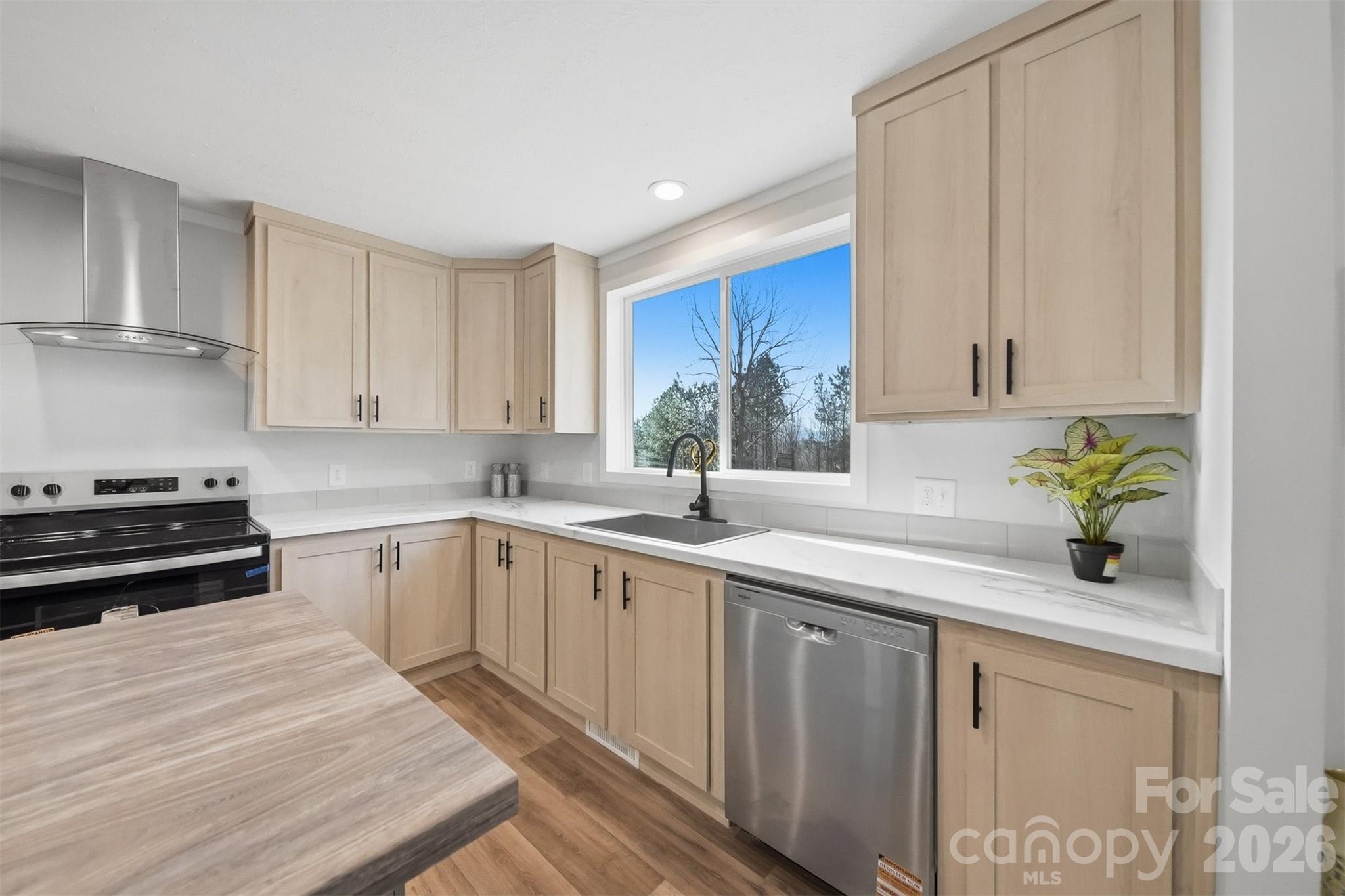 4186 Maple Trail Morganton, NC 28655 - Photo 8 of 34