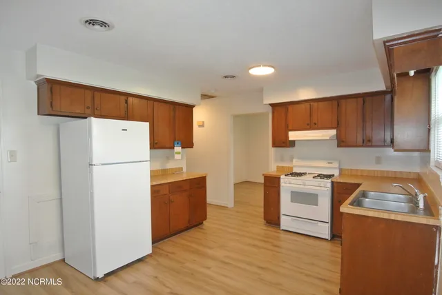 $900 | 1305 Stallings Parkway, Unit A, New Bern, NC 28562