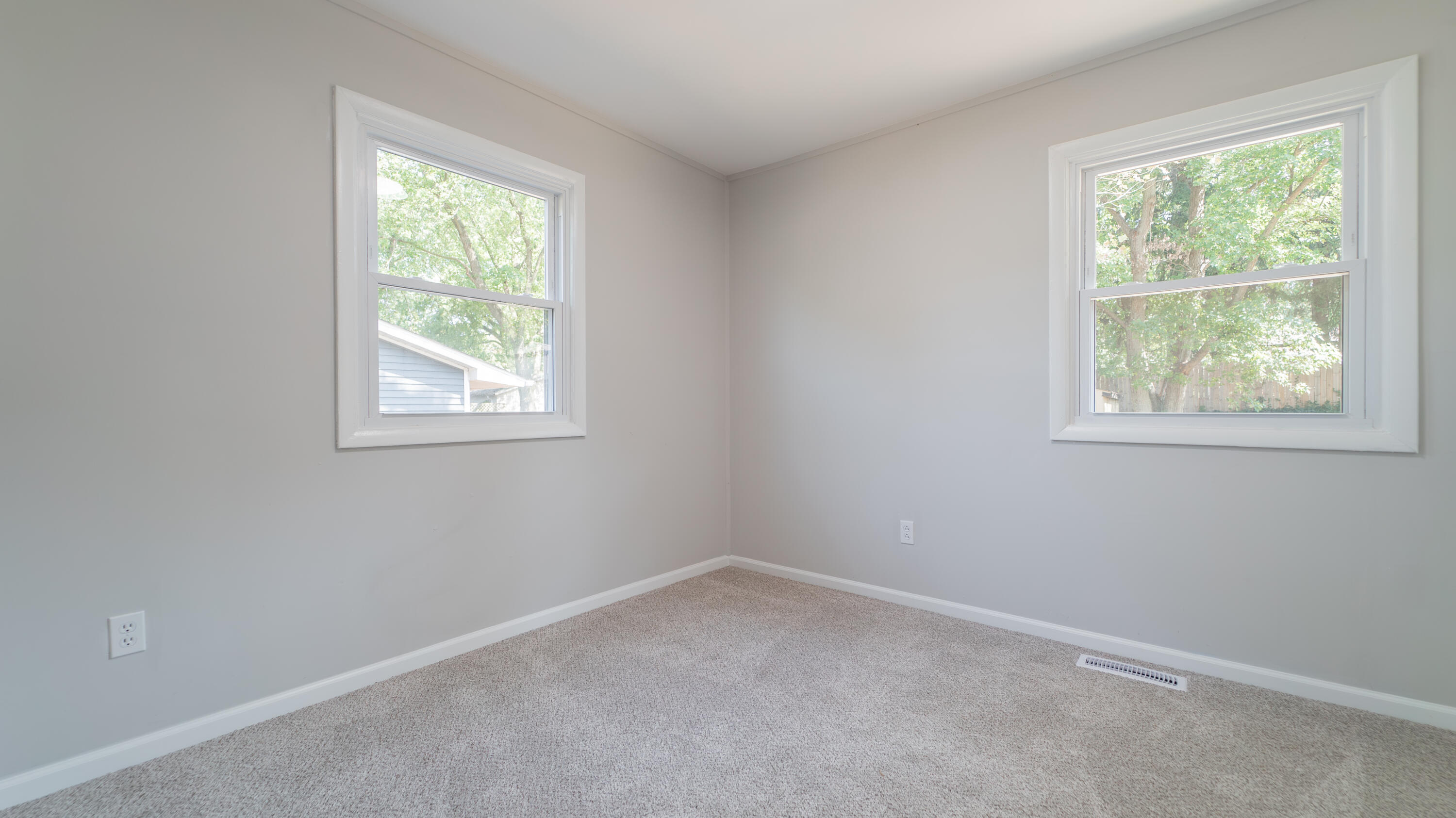 4100 John Street Valparaiso, IN 46383 - Photo 17 of 38 3000x1686
